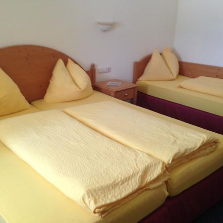 Appartements Im Forsthaus ชตรอเบิล ภายนอก รูปภาพ