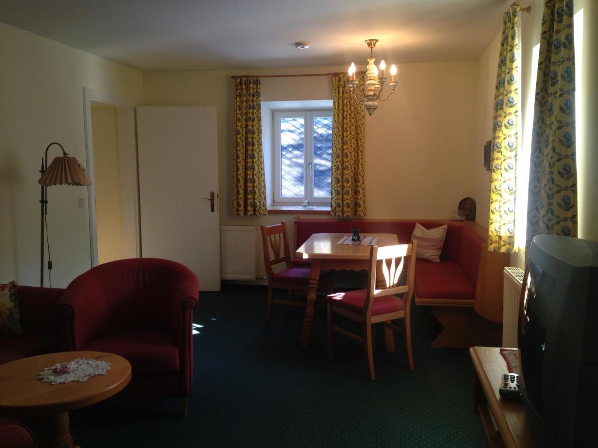 Appartements Im Forsthaus ชตรอเบิล ภายนอก รูปภาพ