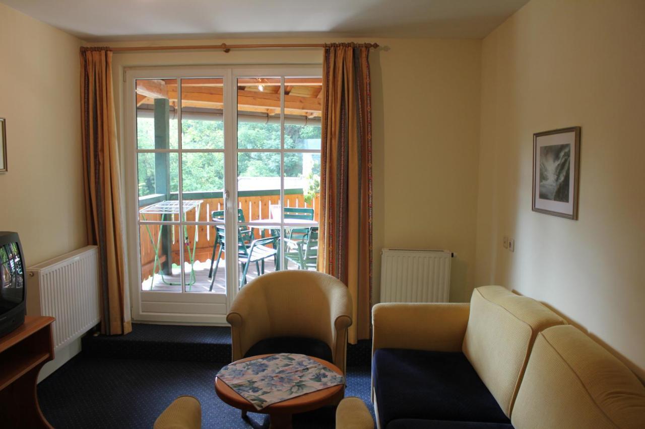 Appartements Im Forsthaus ชตรอเบิล ภายนอก รูปภาพ